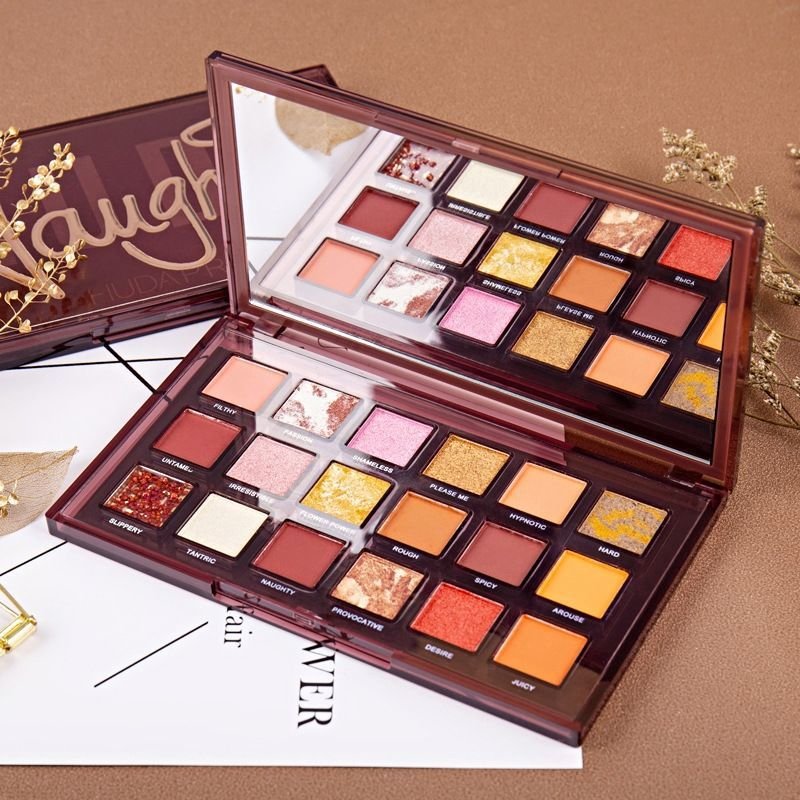 Matte 18-Color Eyeshadow Palette