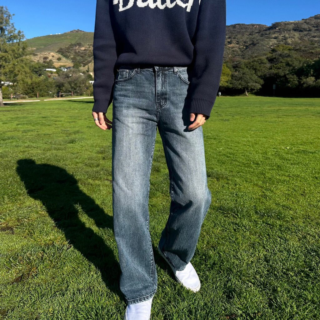 Men’s Vintage Washed Straight-Leg Jeans